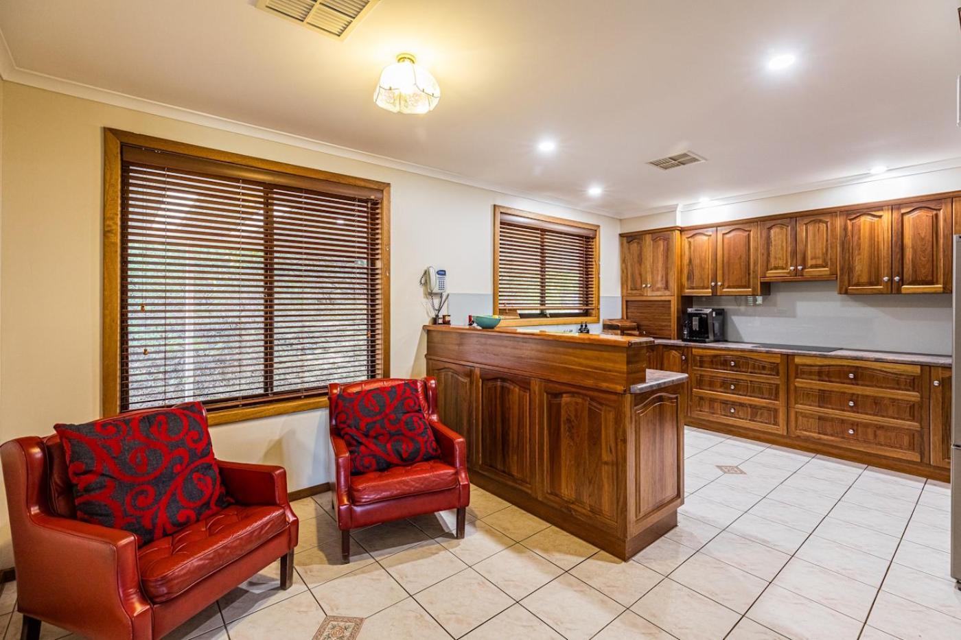 Watervale Hotel Guesthouse מראה חיצוני תמונה